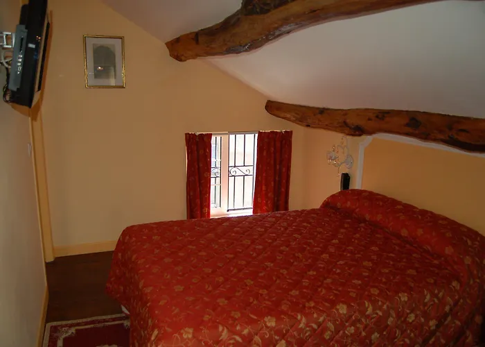 Hotel De Charme U Palazzu & Spa Au Coeur De Venacu 3* Venaco (Corsica)
