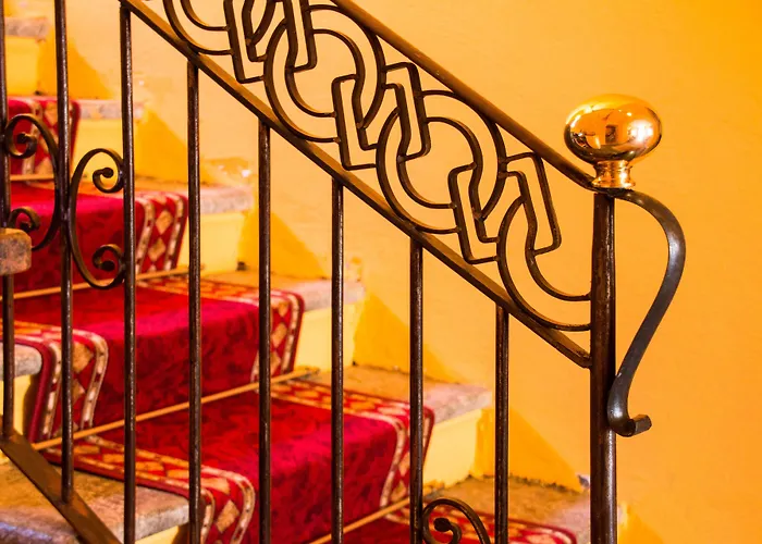 Hotel De Charme U Palazzu & Spa Au Coeur De Venacu 3* Venaco (Corsica)