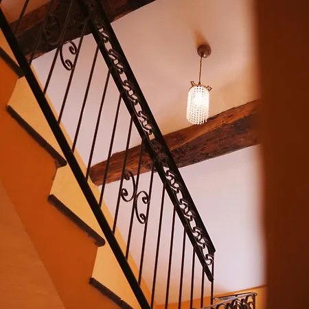 Hotel U Palazzu & Venaco (Corsica)