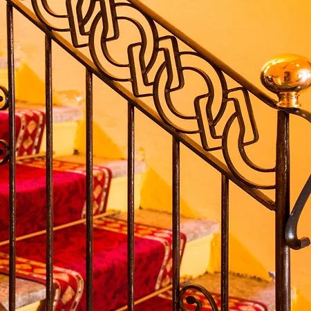 U Palazzu & 3* Venaco (Corsica)