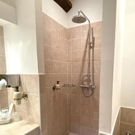 U Palazzu & 3* Venaco (Corsica)