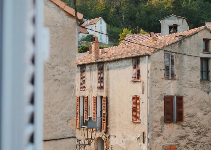 Hotel U Palazzu & Venaco (Corsica)