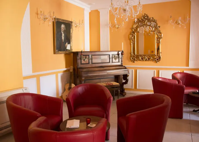 Hotel De Charme U Palazzu & Spa Au Coeur De Venacu 3* Venaco (Corsica)